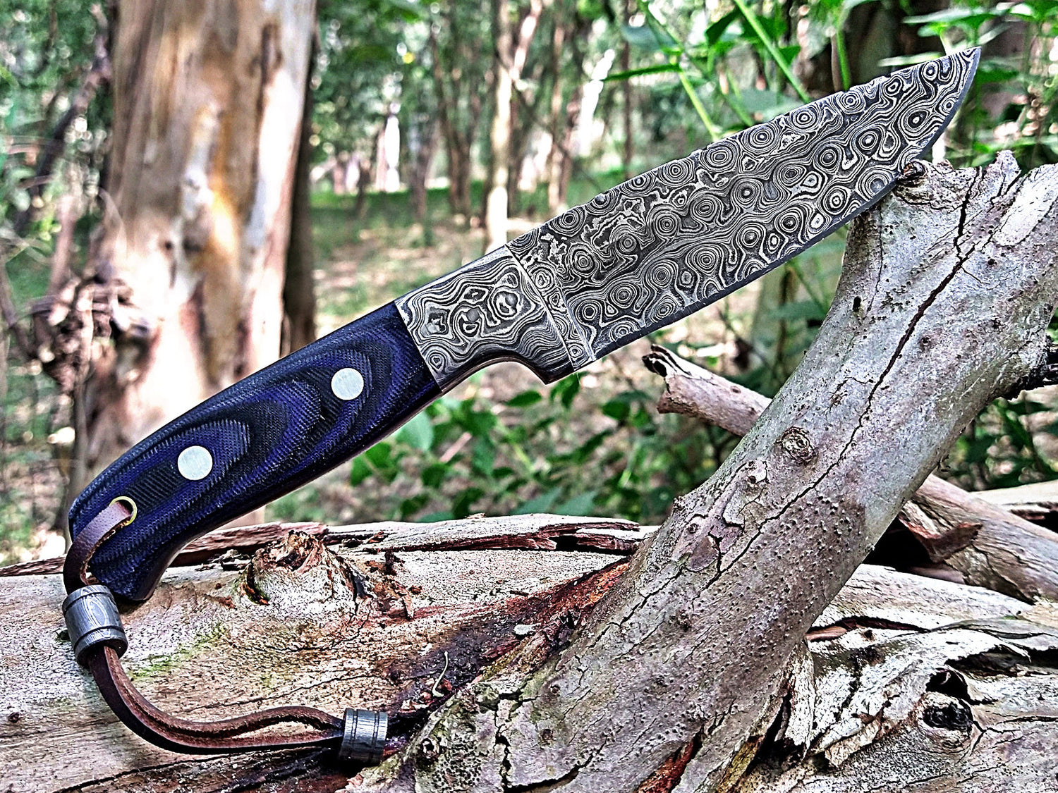 Damascus Knife