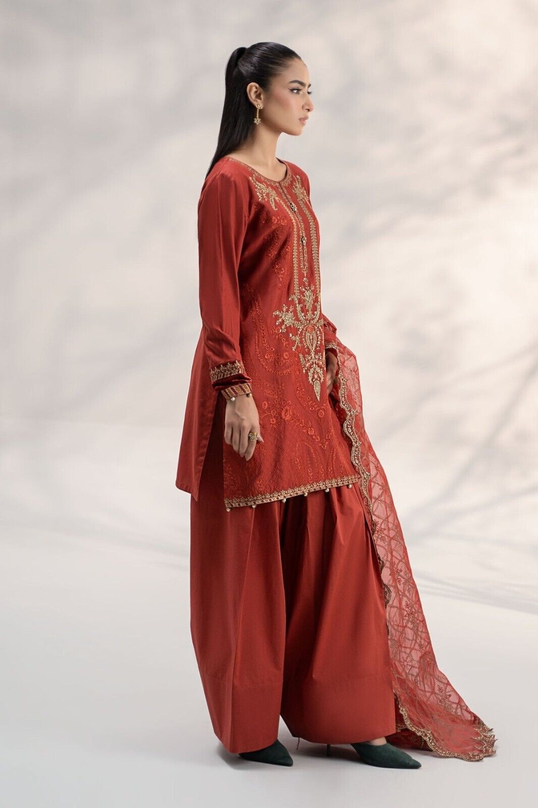 Maria B Collection Embroidered Linen Suit | Formal & Wedding Dress Salwar Kameez